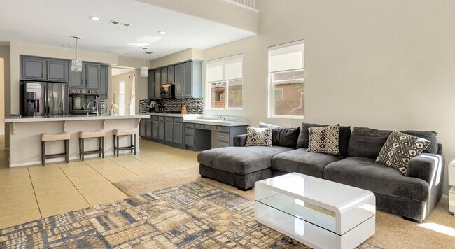 Foto del edificio - AVAILABLE NOW! Stunning UNFURNISHED 4-bedroom, 4-bathroom home at Talavera Community