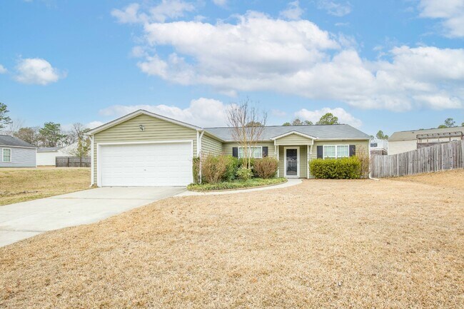 Foto del edificio - "Charming 3 Bed, 2 Bath Home in Spring Lak...