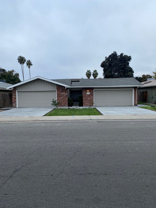 Foto del edificio - 6329 Morgan Pl