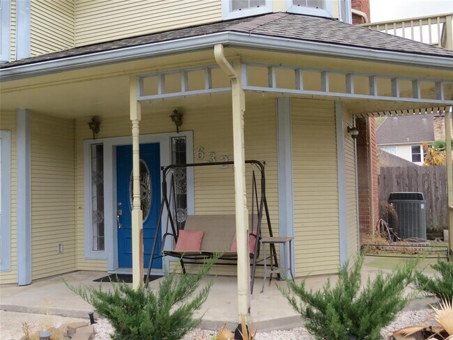 Building Photo - 6326 Sutter Park Ln