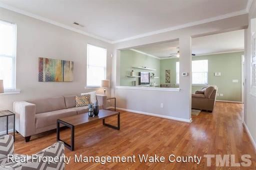 Foto del edificio - 3016 Remington Oaks Cir