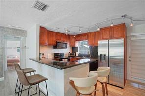 Building Photo - Northeast 4th Court, Hallandale Beach, FL 33009 - 3 BR 2 BA single-family home