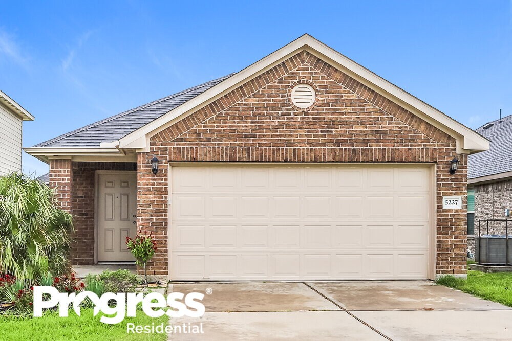 5227 Lagoon Ct, Bacliff, TX 77518 House Rental in Bacliff, TX