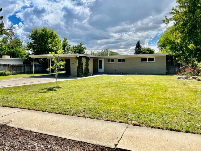 Building Photo - 5206 S 935 E