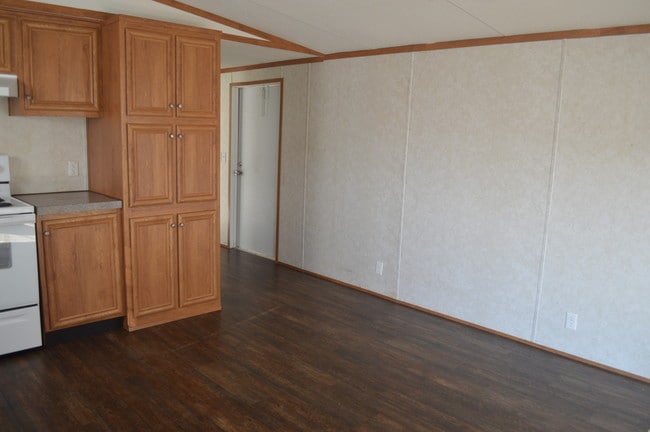 Building Photo - 1356 Stone Creek Valley Cir