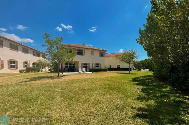 Building Photo - 9051 Cattail Run