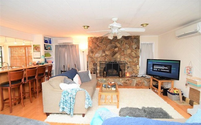 Foto del edificio - 7840 SE River Ln