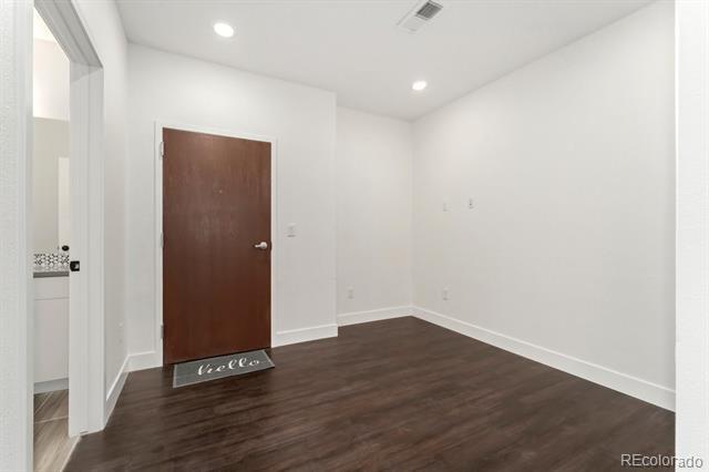 Building Photo - 2729 W 28th Ave