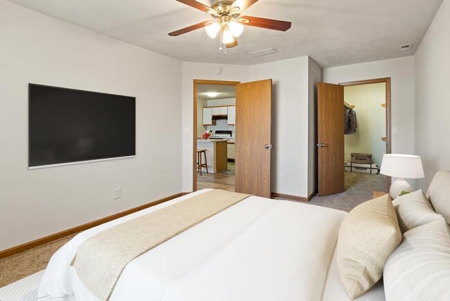 Interior Photo - Storyboard on Rockwood