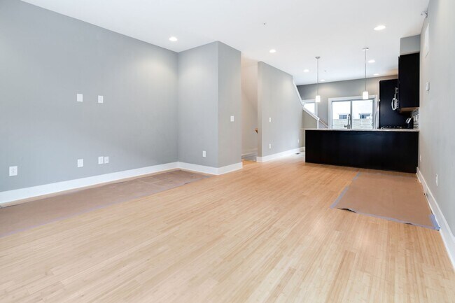Foto del edificio - Spacious 3 Bedroom Home in Fishtown