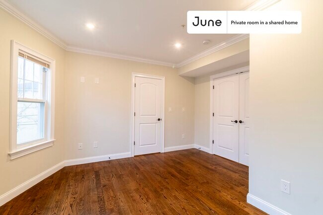 Foto del edificio - Room in Shared 4 bed/1.5 bath home