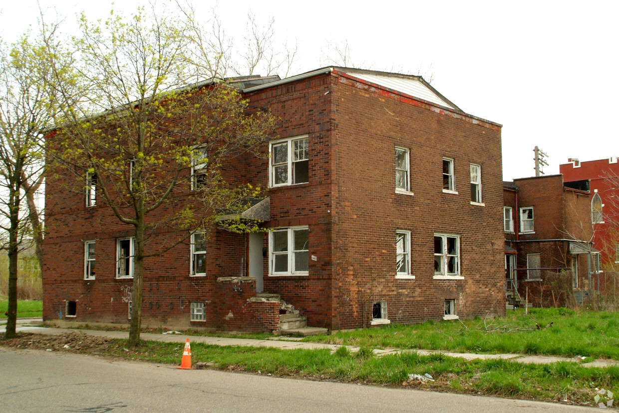 Building Photo - 6007 Frontenac St