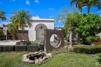 Building Photo - 6590 Fountains Cir