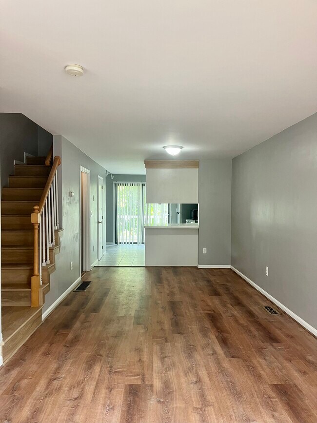 Foto del edificio - 222 Fox Hollow Way