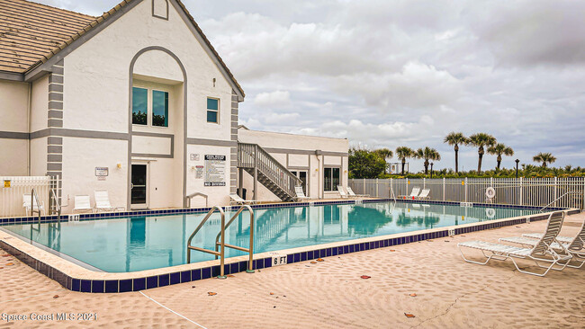 Foto del edificio - 220 Beach Park Ln