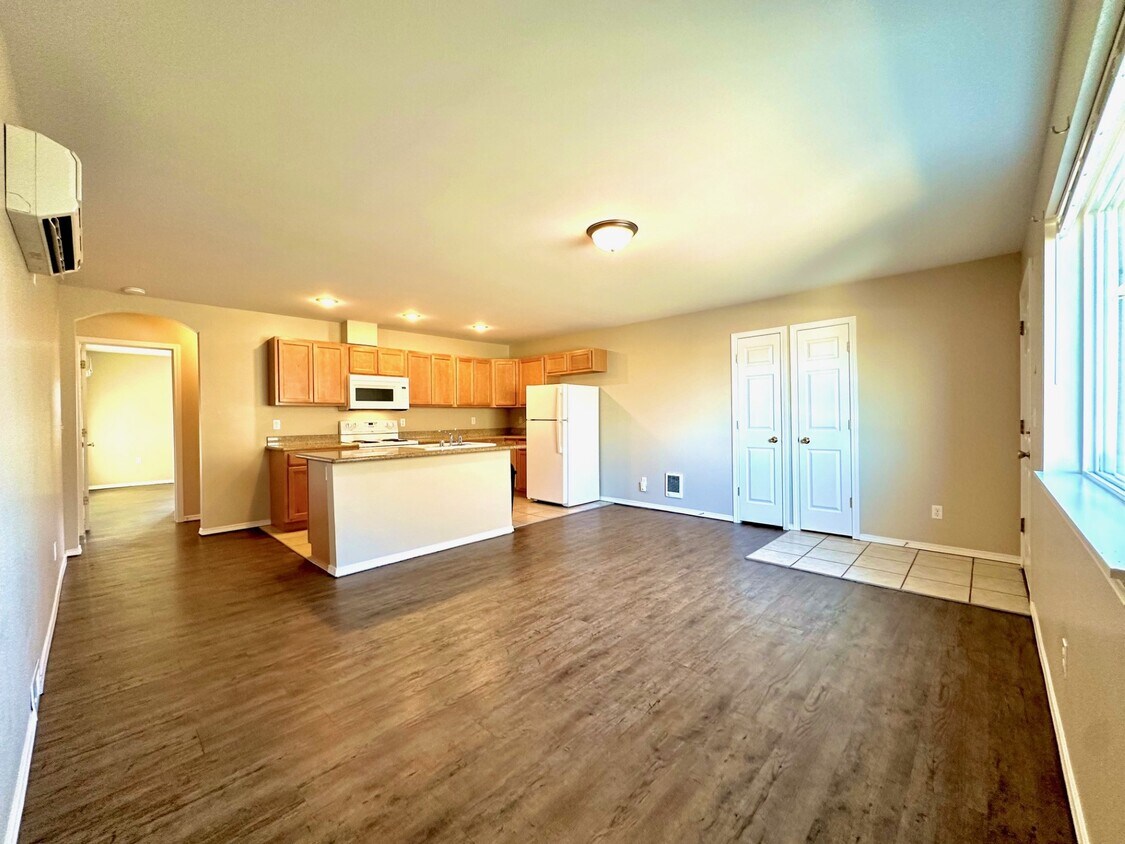 903 S Avalon St, Airway Heights, WA 99001 Townhome Rentals in Airway Heights WA