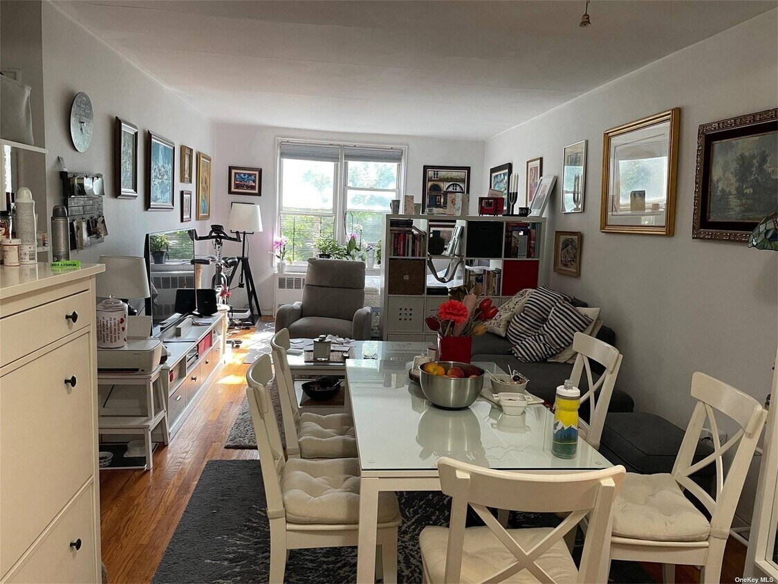 6750 Thornton Pl Unit 4K, Queens, NY 11375 Room for Rent in Queens