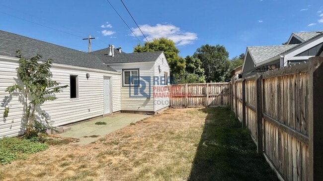 Building Photo - 475 Osceola St