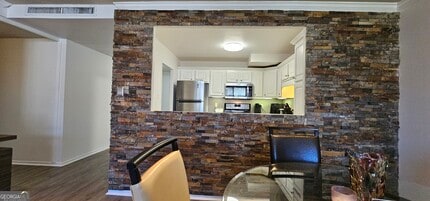 Building Photo - 2965 Pharr Ct S Northwest