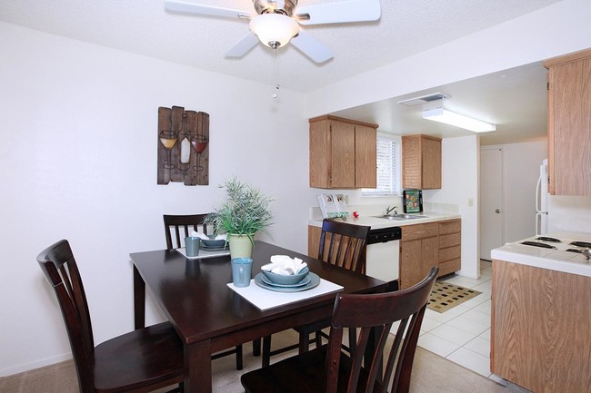 Dining Area - Terrace View Apartments