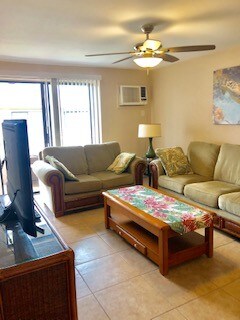 Building Photo - 2747 S Kihei Rd