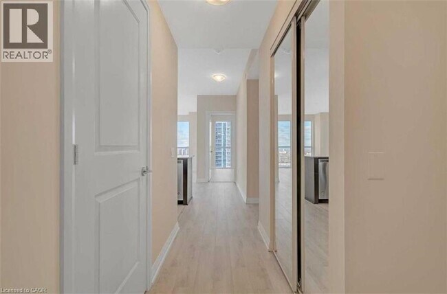 Photo du bâtiment - 35 Watergarden Dr