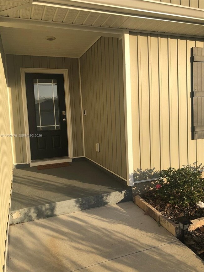 Building Photo - 4961 Sampler Dr