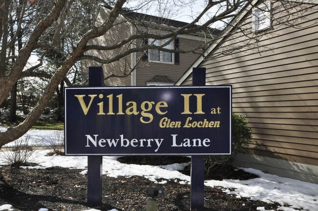 Building Photo - 37 Newberry Ln
