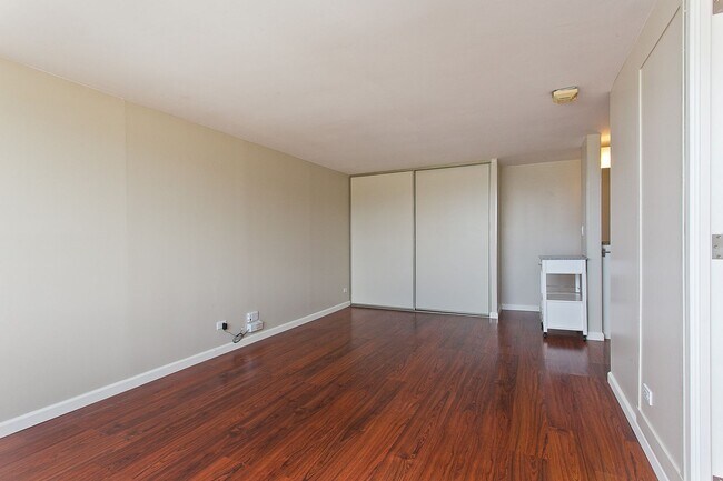 Foto del edificio - Aiea/Pearl City STUDIO - Recently Renovated