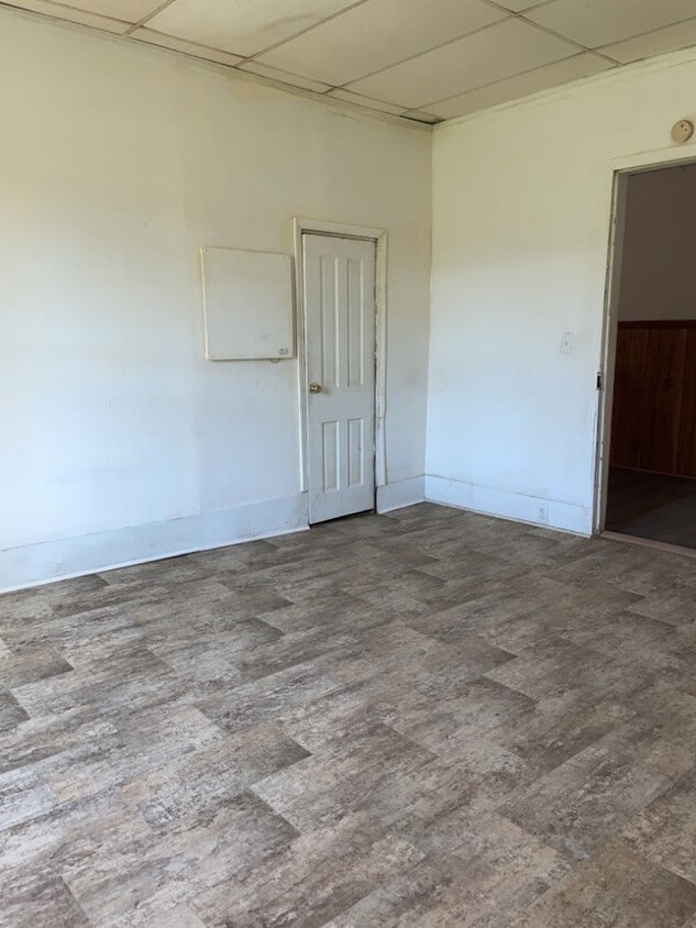 311 E Hampton Ave, Laurens, SC 29360 House Rental in Laurens, SC