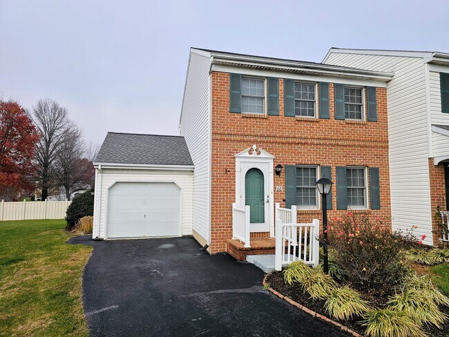 Foto del edificio - 88 Robinhill Dr