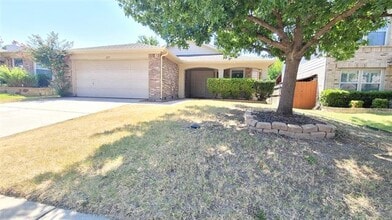 Building Photo - 2717 Morningside Dr