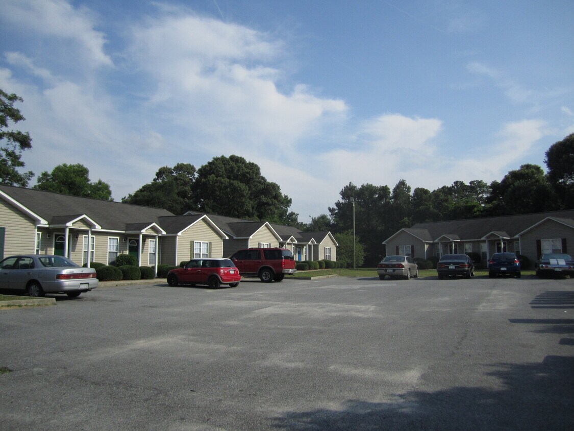 718 Force Rd, Goldsboro, NC 27534 Apartments in Goldsboro, NC