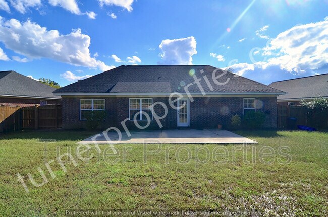 Building Photo - 130 Derby Dr
