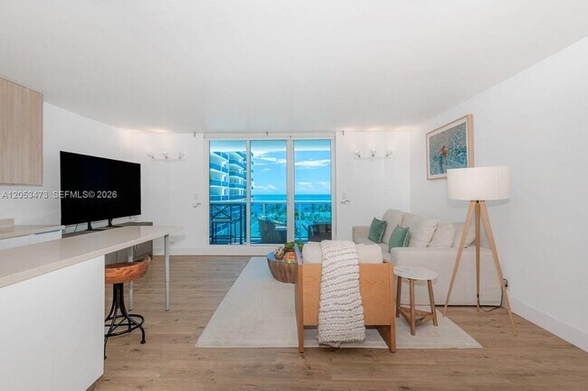Building Photo - 2301 Collins Ave