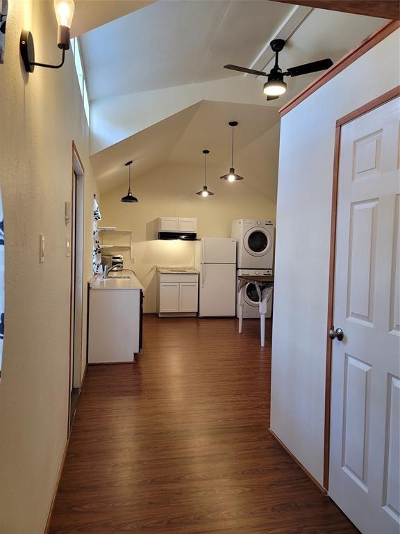 Foto del edificio - 23806 Brushy Woods St