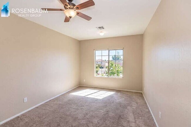 Building Photo - Beautifully charming 4-beds, 3-baths two-story home in the desirable Estrella Park community!
