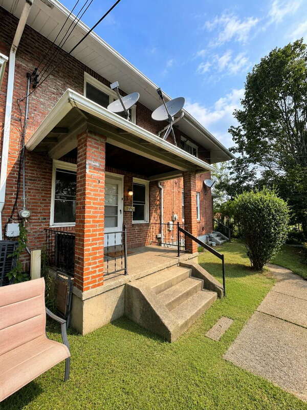 Building Photo - 376 Ohio Ave