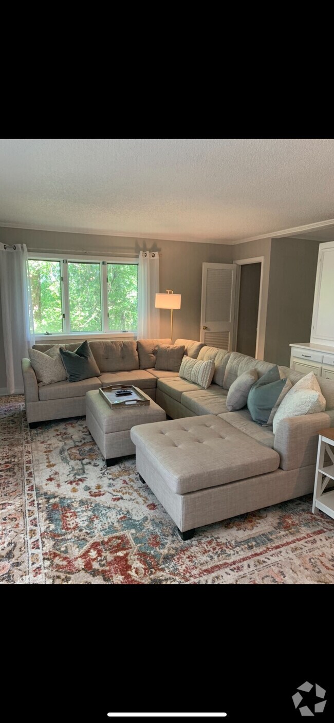 Hampton Court Furnished Apartments for Rent Columbia, SC 1 Rentals