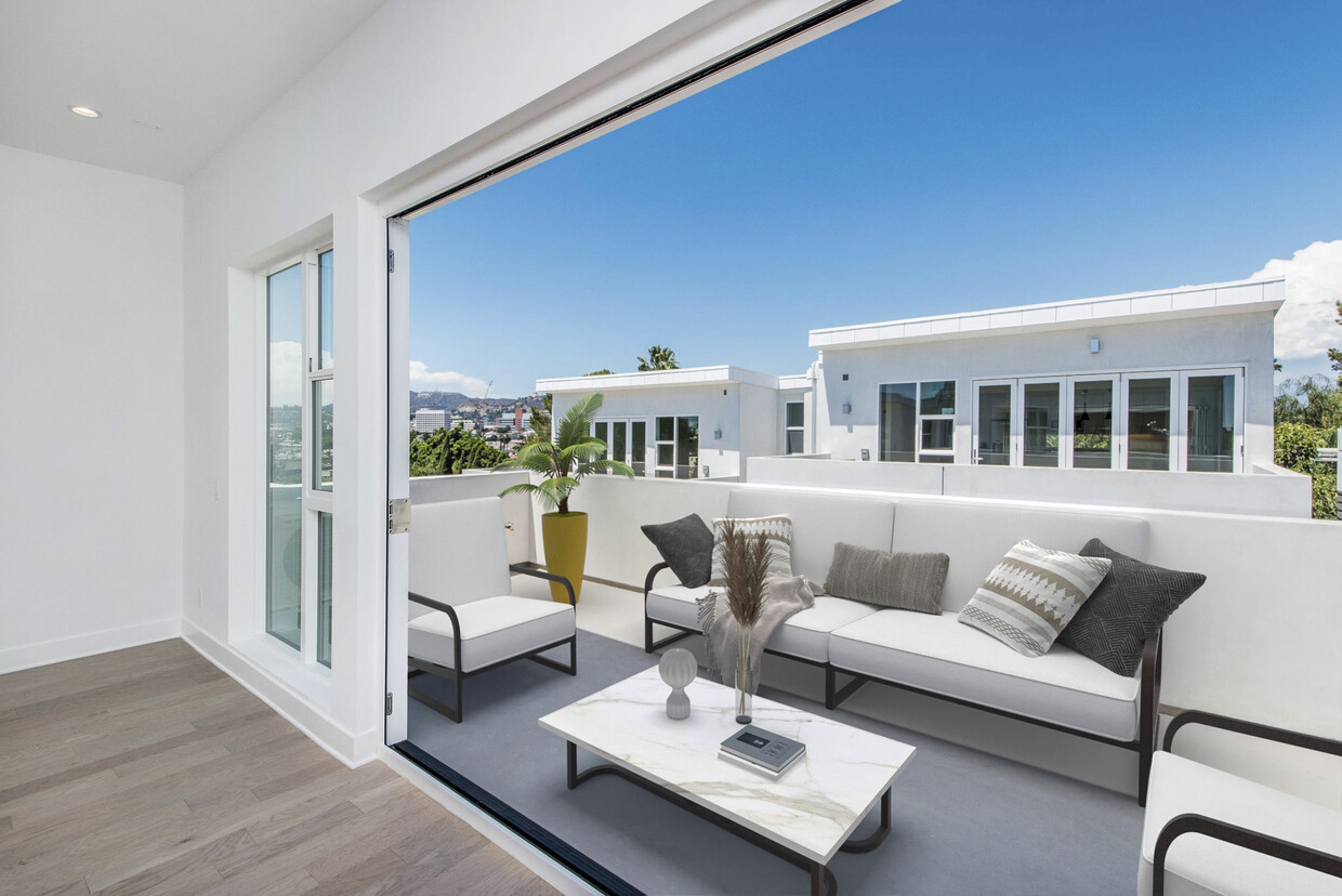 Foto principal - 857 1/2 Hyperion Ave