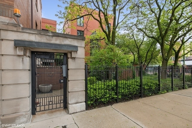 Foto del edificio - 1609 N Cleveland Ave