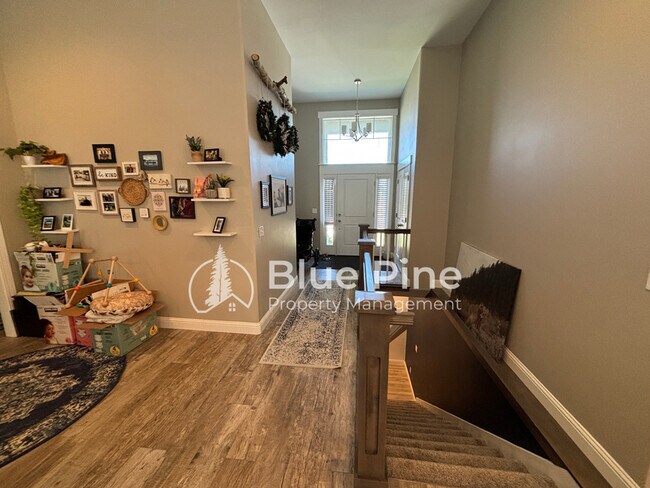 Foto del edificio - 5506 Eaglewood Dr