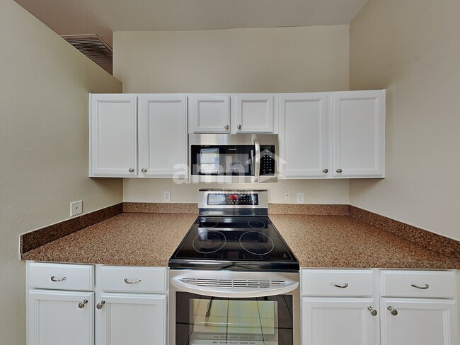 Building Photo - 12311 Tall Pines Way