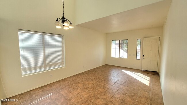 Building Photo - 17926 W Mission Ln