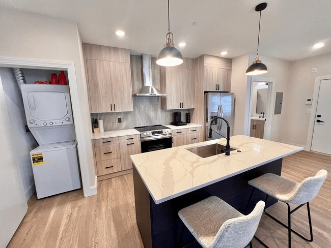 Building Photo - 18 Woburn St