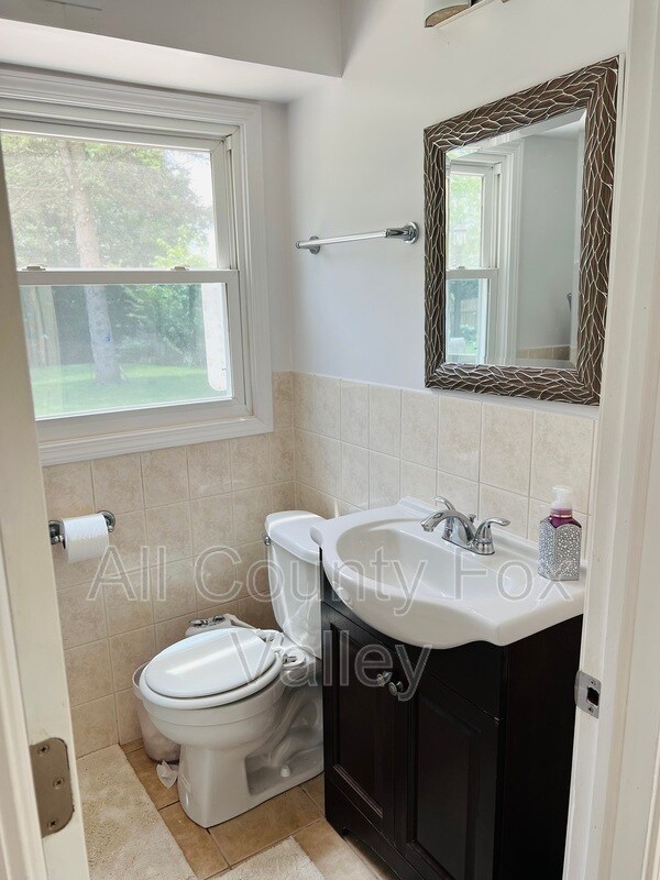 Foto del edificio - 1925 W Schaumburg Rd