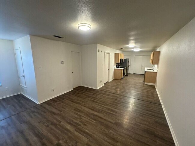 Foto del edificio - 2806 James Rd