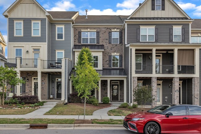 Building Photo - Beautiful 3 story townhome in Wake Forest ...