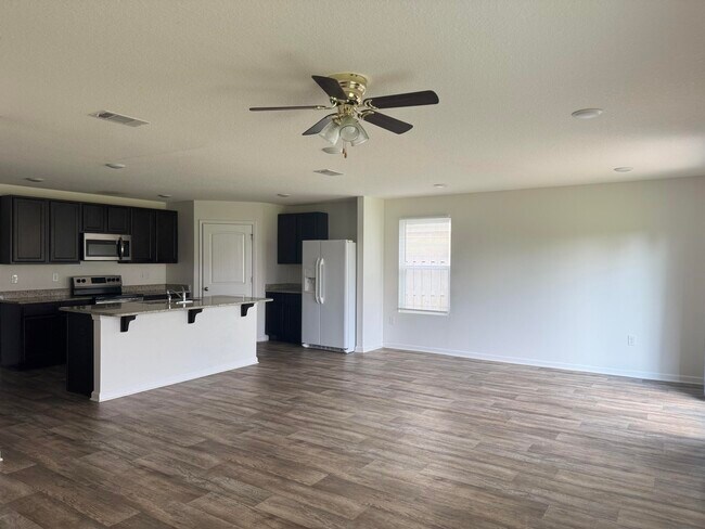 Building Photo - 706 Widgeon Wy