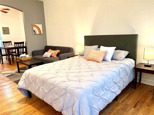 Foto del edificio - 1561 Lenox Ave.